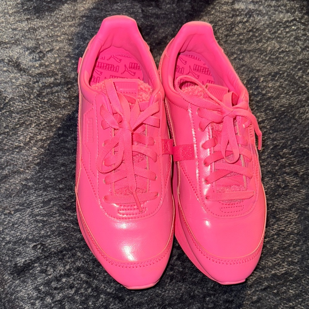 Puma Pink Glossy Sneakers Sleek Minimalist Design